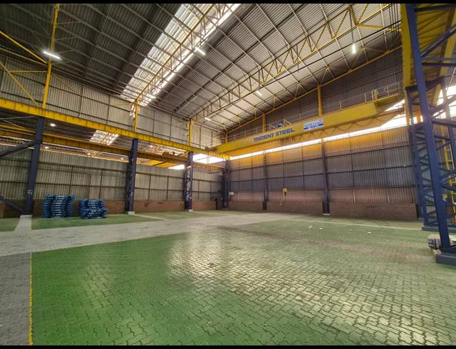 3,240M² FACTORY TO LET IN ROODEKOP
